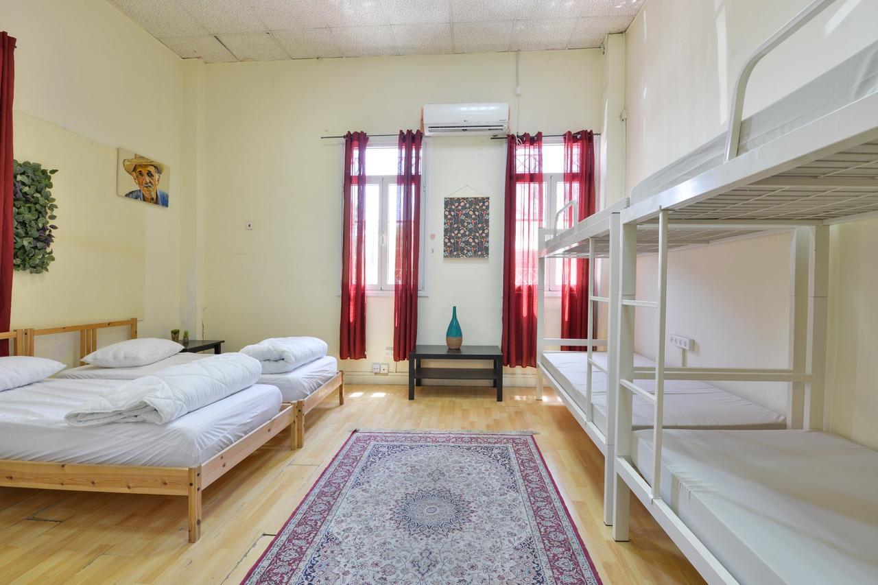 Roger's Hostel Tel Aviv